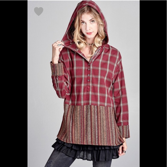 ❤️2 for $40❤️tribal print hooded top - Picture 2 of 8